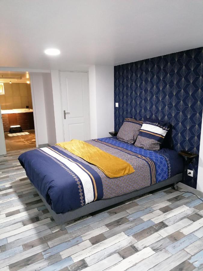 Chambre Prive Chez Chris 维莱塞默斯 外观 照片
