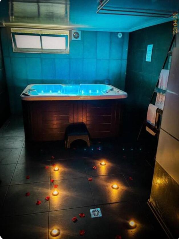 Chambre Prive Chez Chris 维莱塞默斯 外观 照片